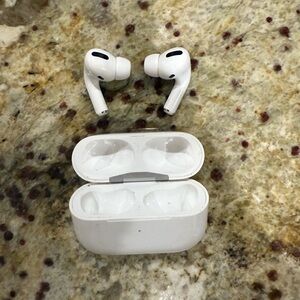 Airpod's pro (second generation) : DONT WORK